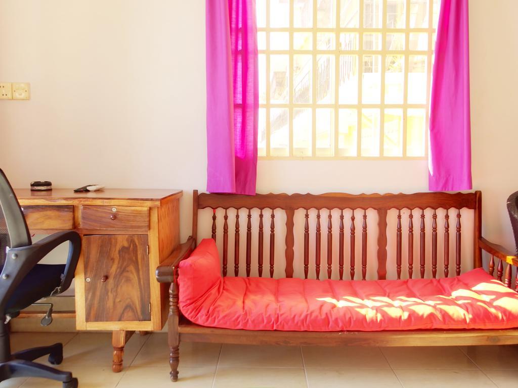 B52 Hostel Phnom Penh Rom bilde