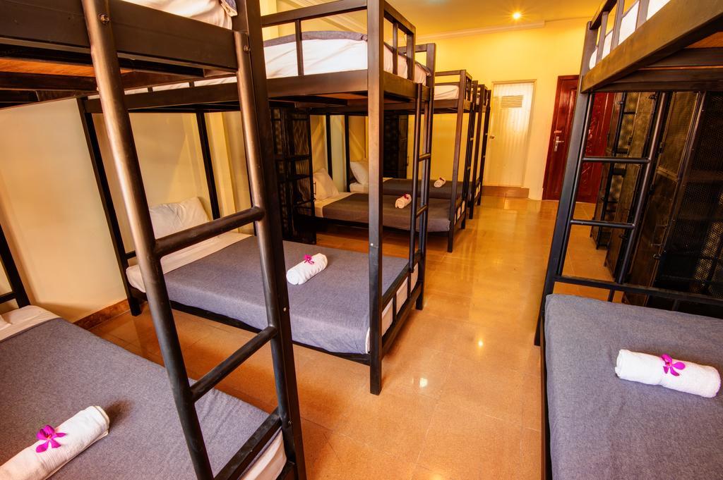 B52 Hostel Phnom Penh Eksteriør bilde