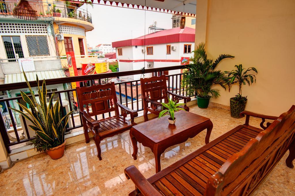 B52 Hostel Phnom Penh Eksteriør bilde