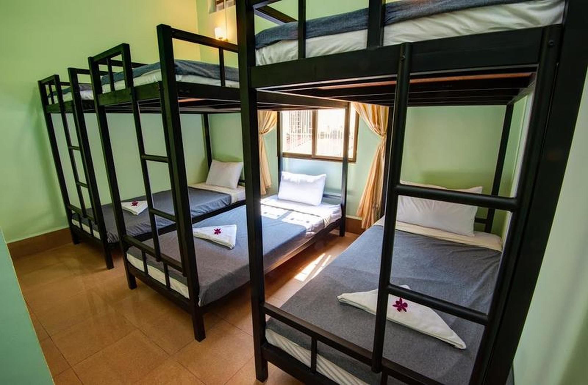 B52 Hostel Phnom Penh Eksteriør bilde